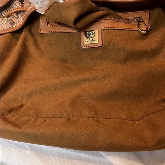 MCM Snake Print Leather Hobo Bag magnetic closure no MCM dustbag - Picture 12 of 13